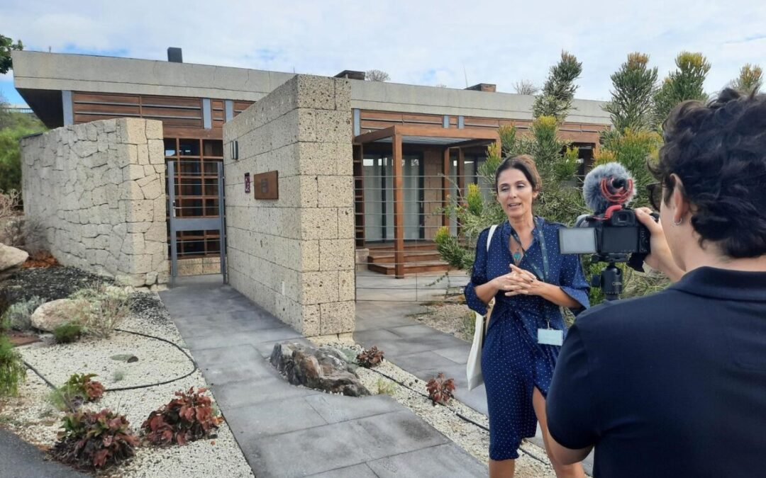 ITER recibe al periódico «Vive le Canarie» para un reportaje sobre sus actividades